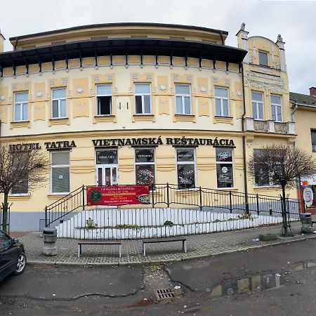 Hotel Tatra Malacky Exteriör bild